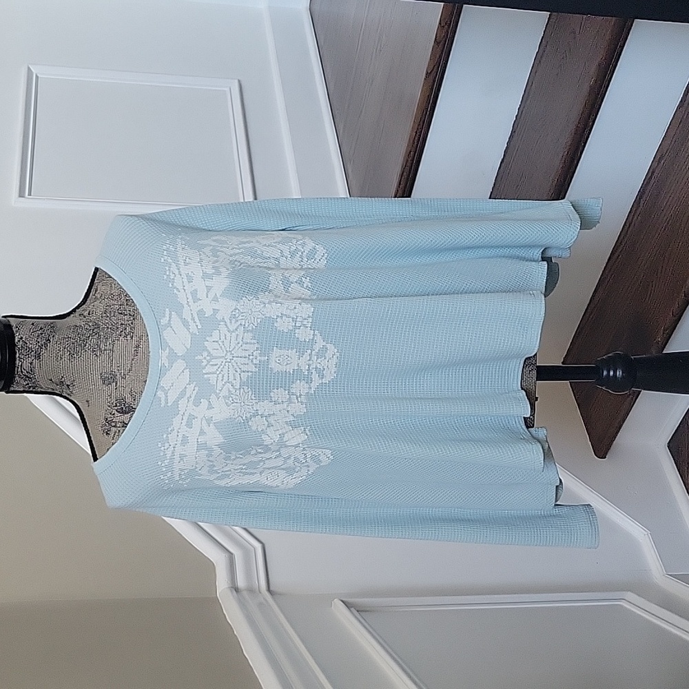 We The Free People Thermal Snowflake Swing Top in Baby Blue S